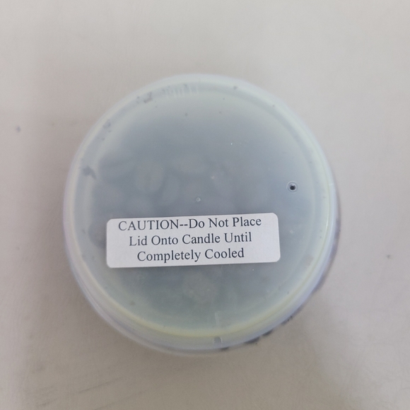 The Comfort Of Home Coffee Cake Scented Candle - Picture 7 of 11